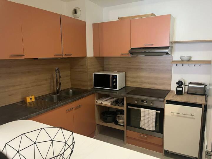 Toscane Disneyland Apartment Bmyguest Серрі Екстер'єр фото